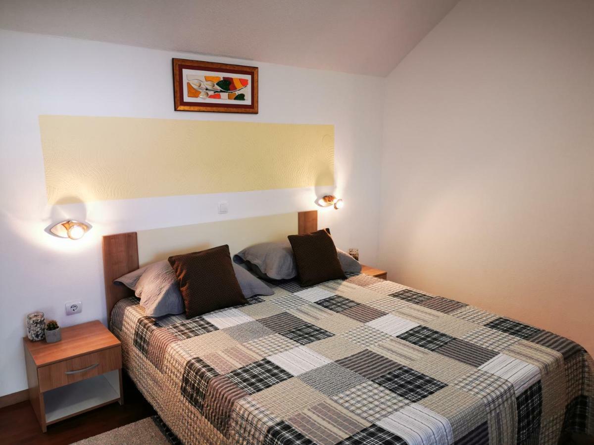 Guesthouse Samolov Vrhovine Zewnętrze zdjęcie