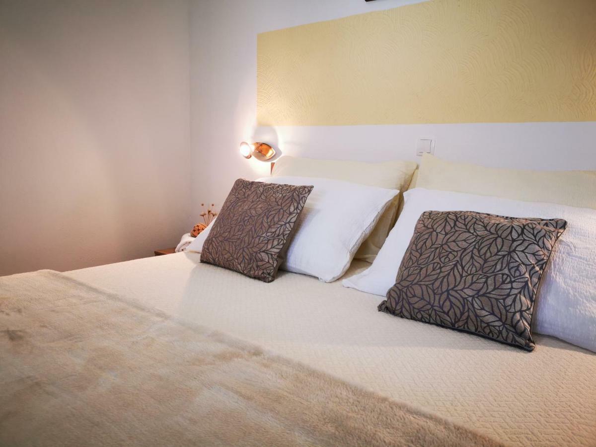 Guesthouse Samolov Vrhovine Zewnętrze zdjęcie